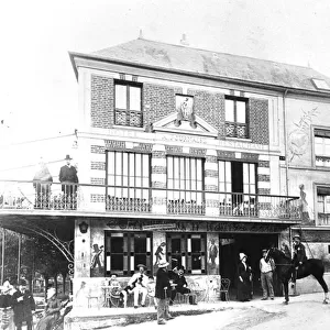 The Hotel Fournaise in Chatou, c. 1880 (b / w photo)